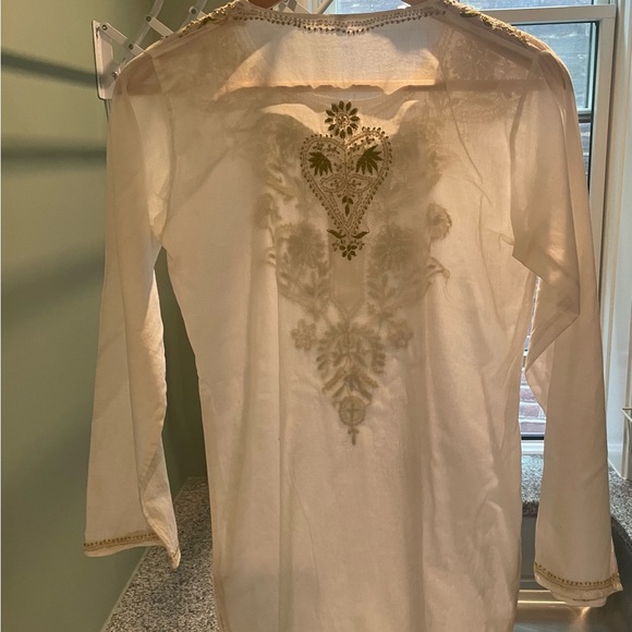 VINTAGE: 60s/70s Long-Sleeved Embroidered Tunic Top (Size 38 EUR/Small US) - Picture 2 of 8